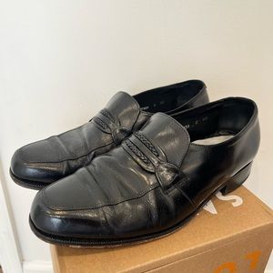 Mens 10.5 The Florsheim Black Leather Slip-on Loafers Dress Shoe